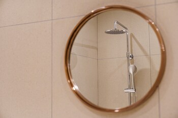 brown dot hotel geomdan