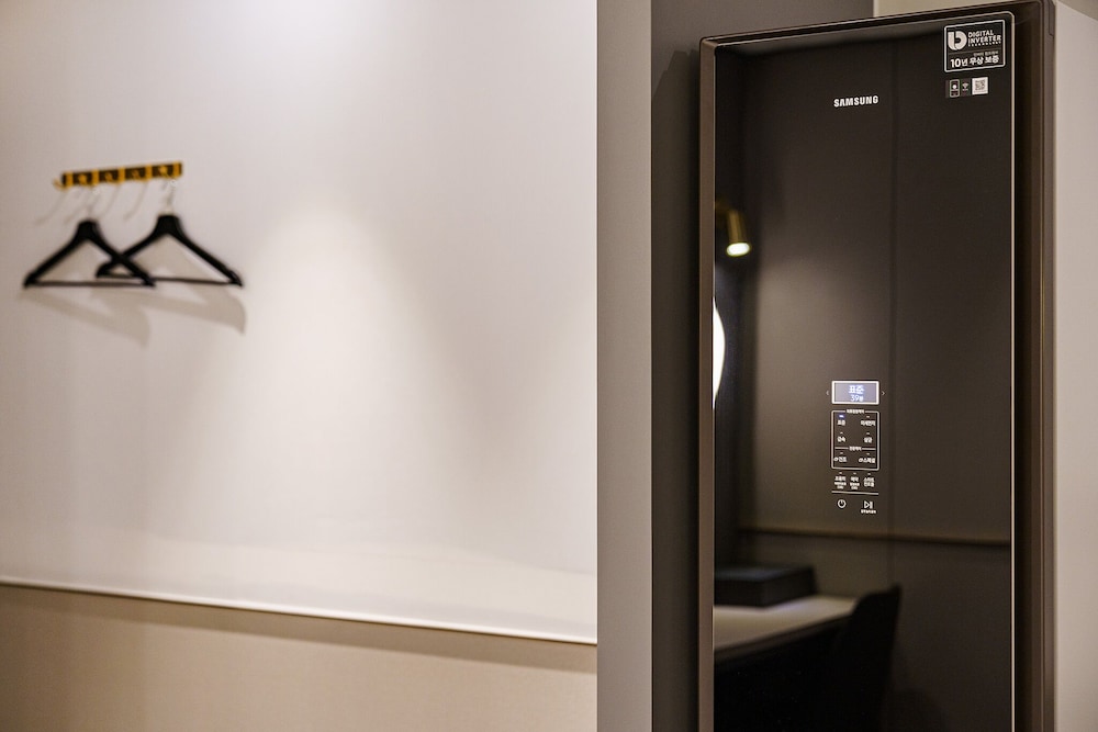 brown dot hotel geomdan