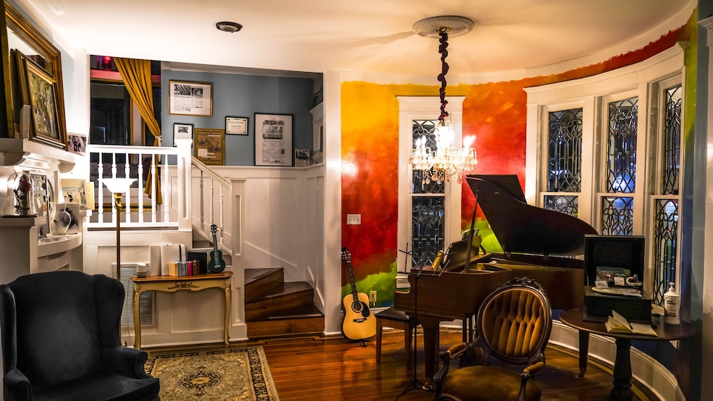 isetta inn boutique hostel