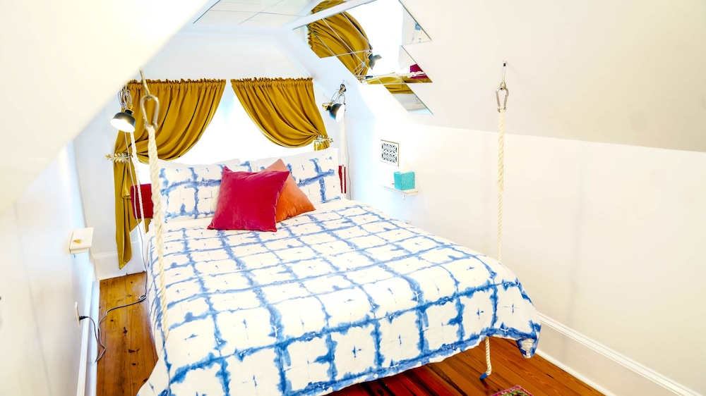 isetta inn boutique hostel