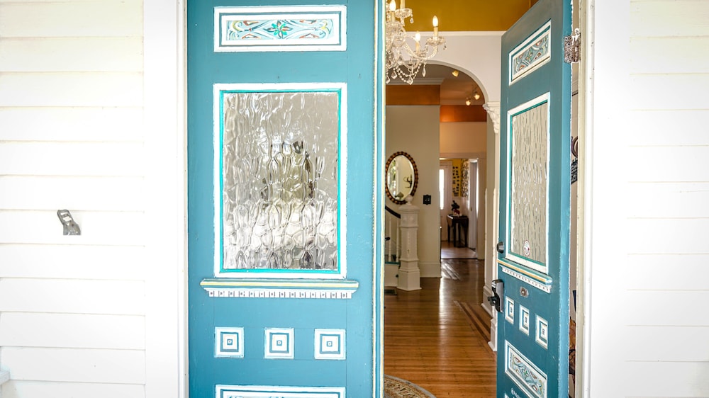 isetta inn boutique hostel