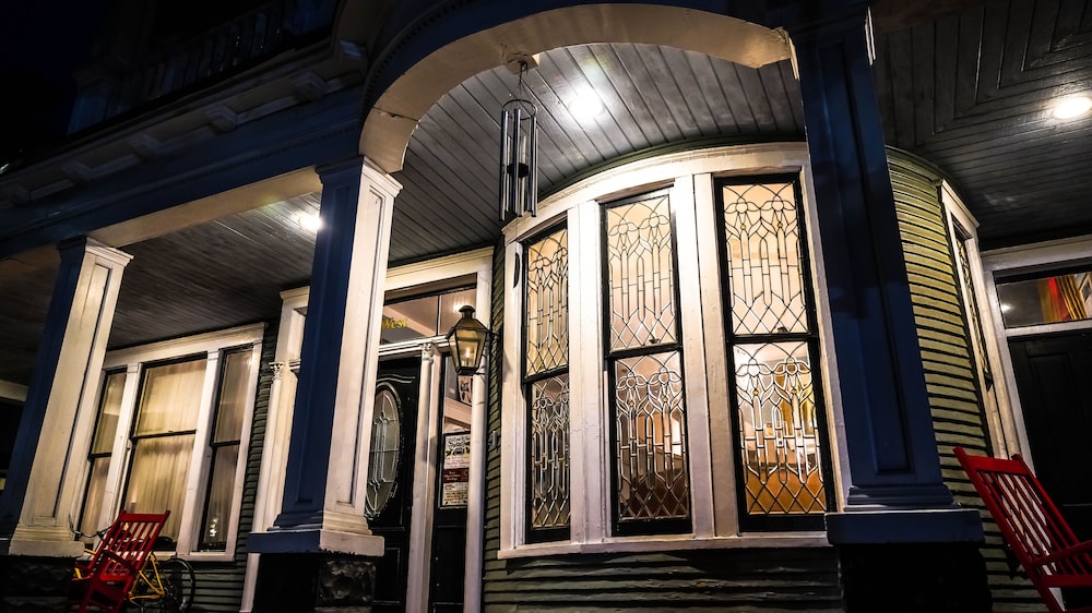 isetta inn boutique hostel