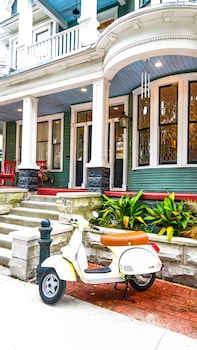 isetta inn boutique hostel