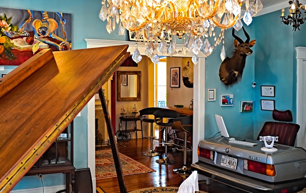 isetta inn boutique hostel