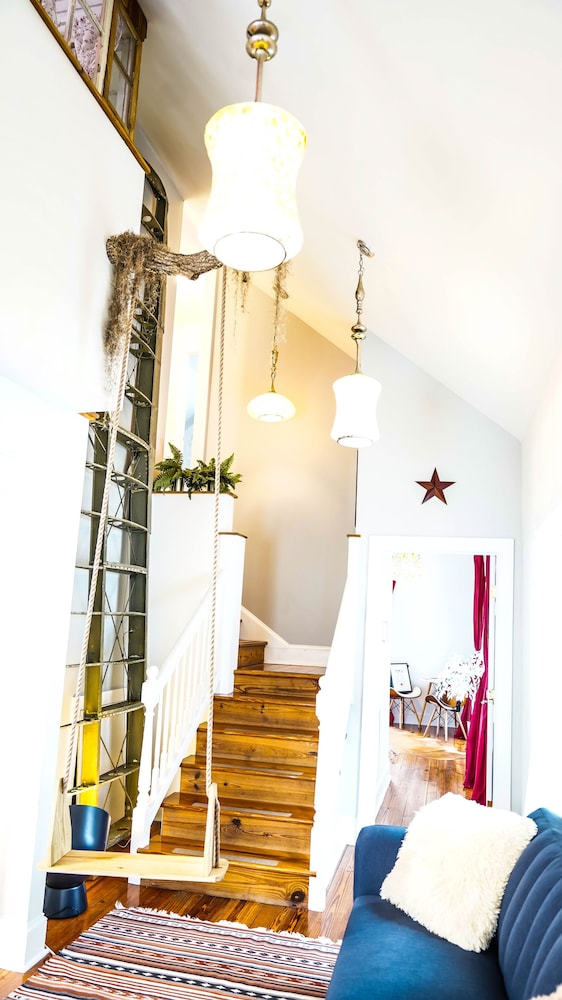 isetta inn boutique hostel