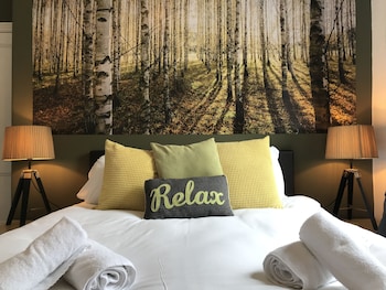 bright spacious 3 bed with office and patio preston