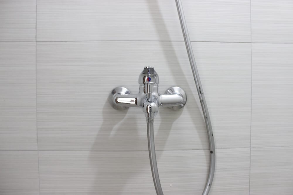 homey 3br apartment at gateway pasteur near exit toll
