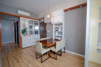 c suites at mactan newtown