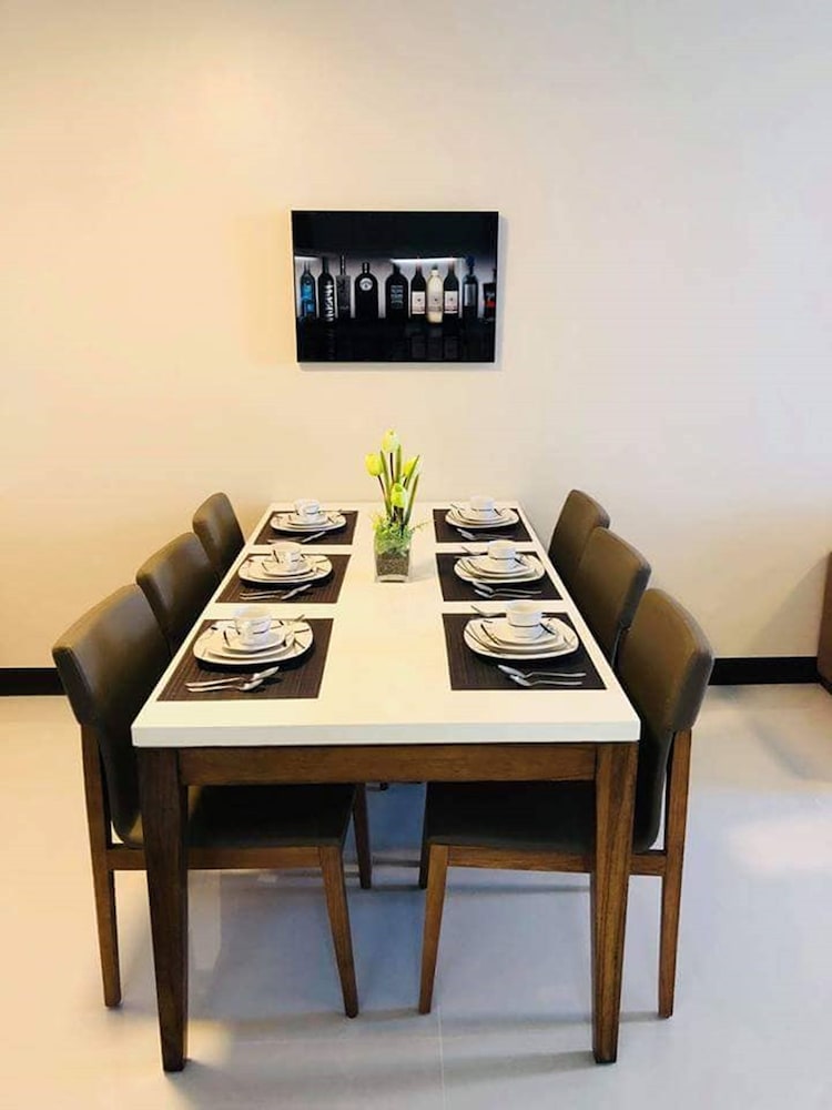 c suites at mactan newtown