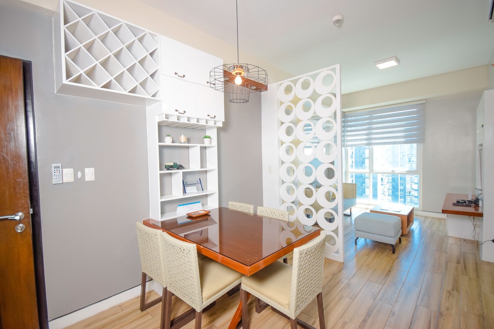c suites at mactan newtown