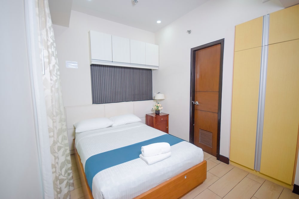 c suites at mactan newtown