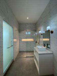 dz residence tunjong