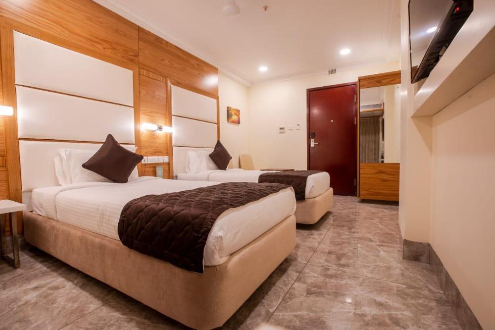 rkn grand hotel