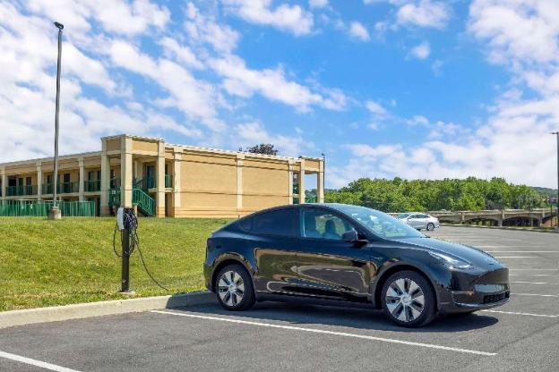 mainstay suites north central york