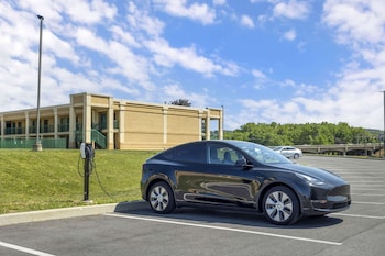 mainstay suites north central york