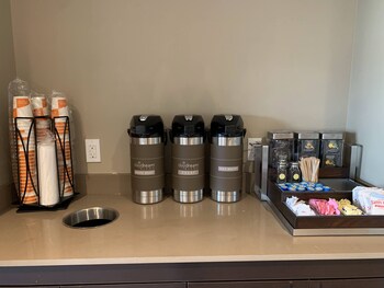 mainstay suites north central york