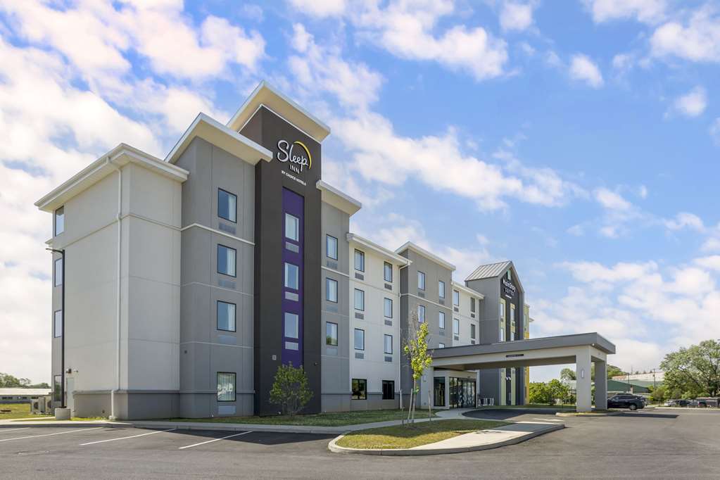 mainstay suites north central york