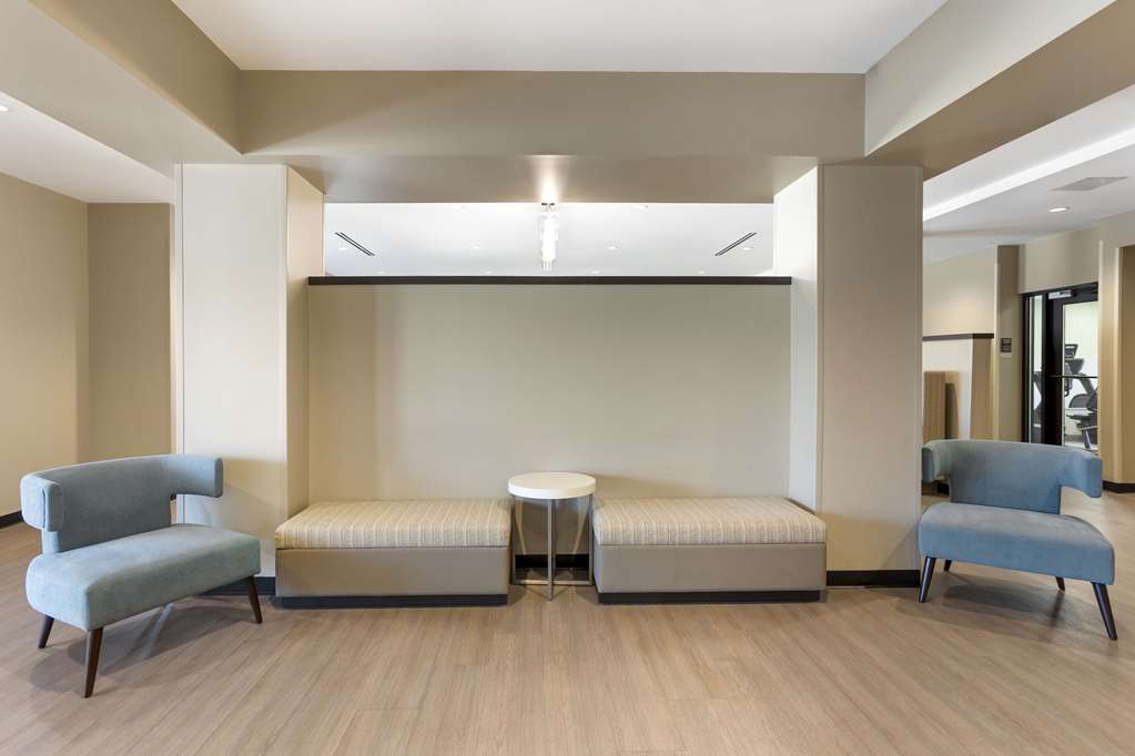 mainstay suites north central york