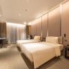 atour hotel zhengzhou airport