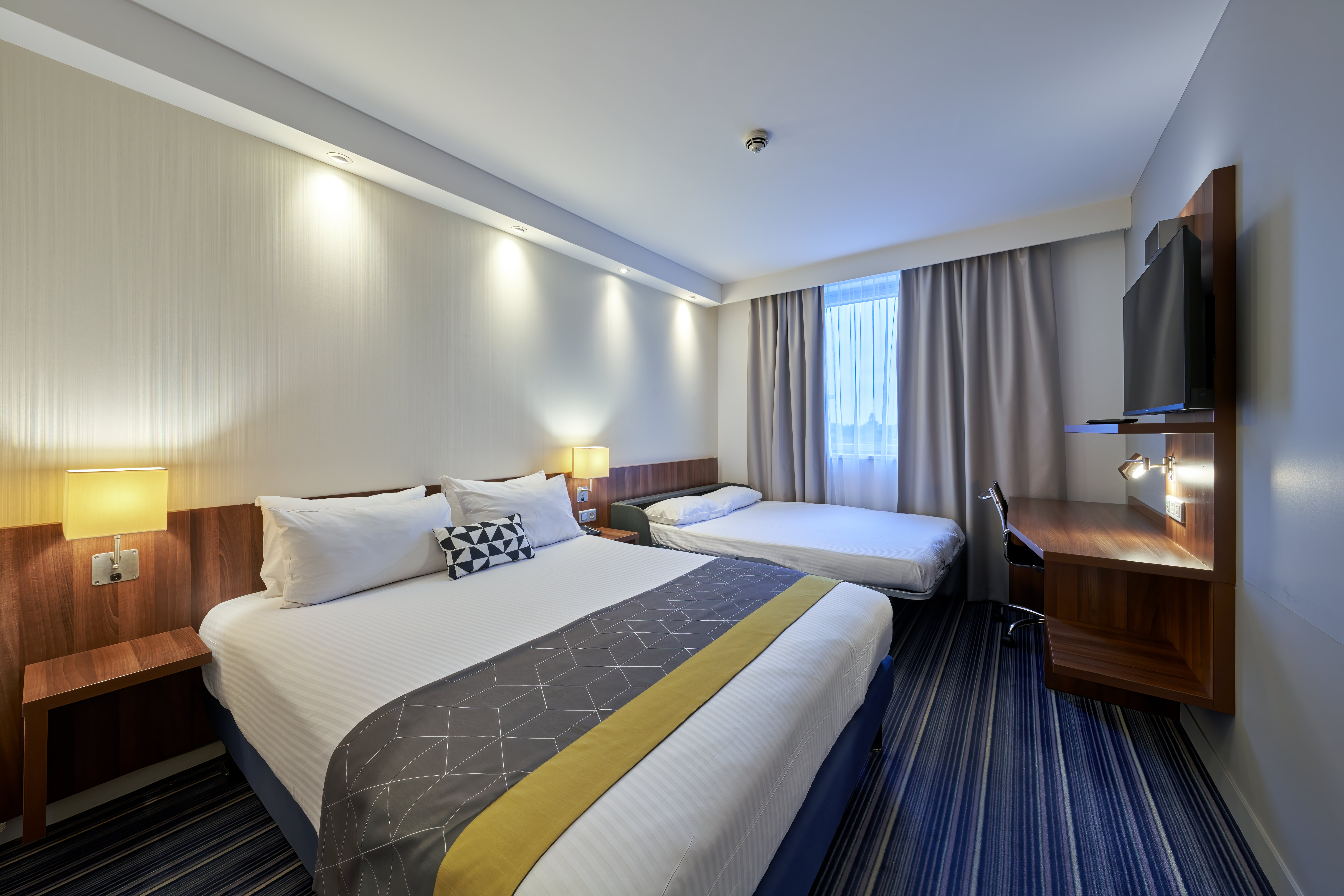 holiday inn express strasbourg centre by ihg