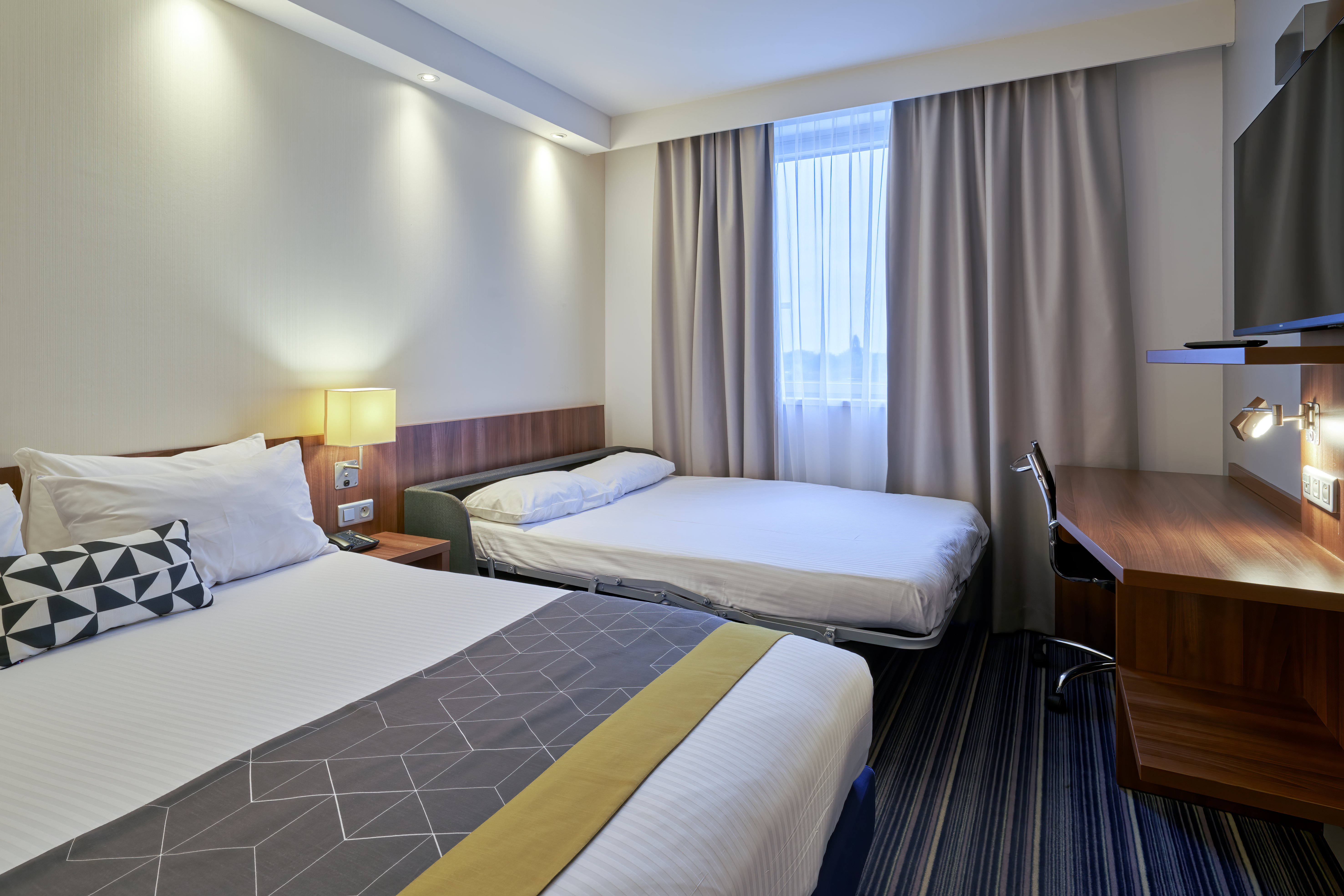 holiday inn express strasbourg centre by ihg