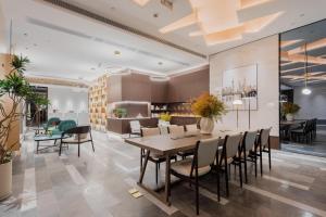 atour hotel shanghai pujiang