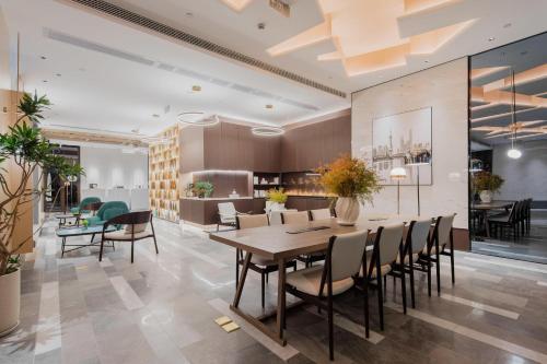 atour hotel shanghai pujiang