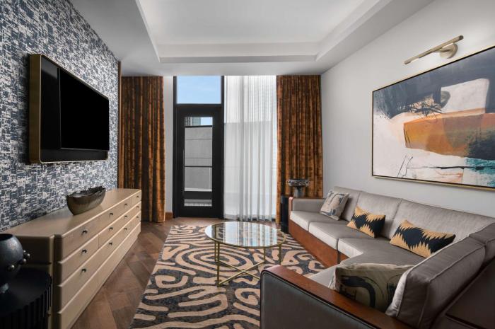 hotel fraye nashville curio collection by hilton