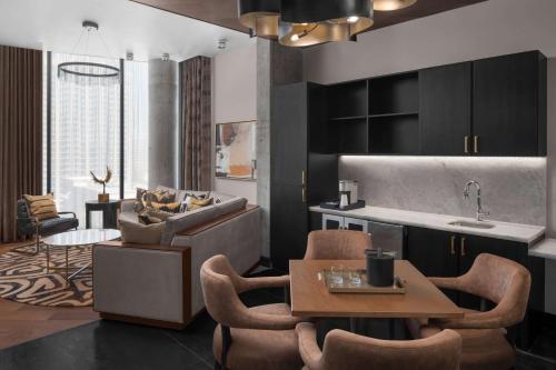 hotel fraye nashville curio collection by hilton