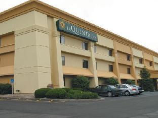 La Quinta Inn By Wyndham Indianapolis Airport Executive Dr,Marion>>Indianapolis,3 star