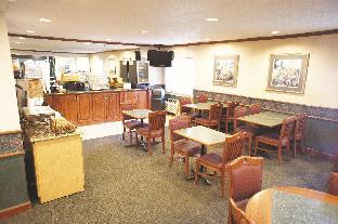La Quinta Inn By Wyndham Indianapolis Airport Executive Dr,Marion>>Indianapolis,3 star