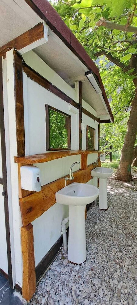 kelebekler vadisi butterfly valley