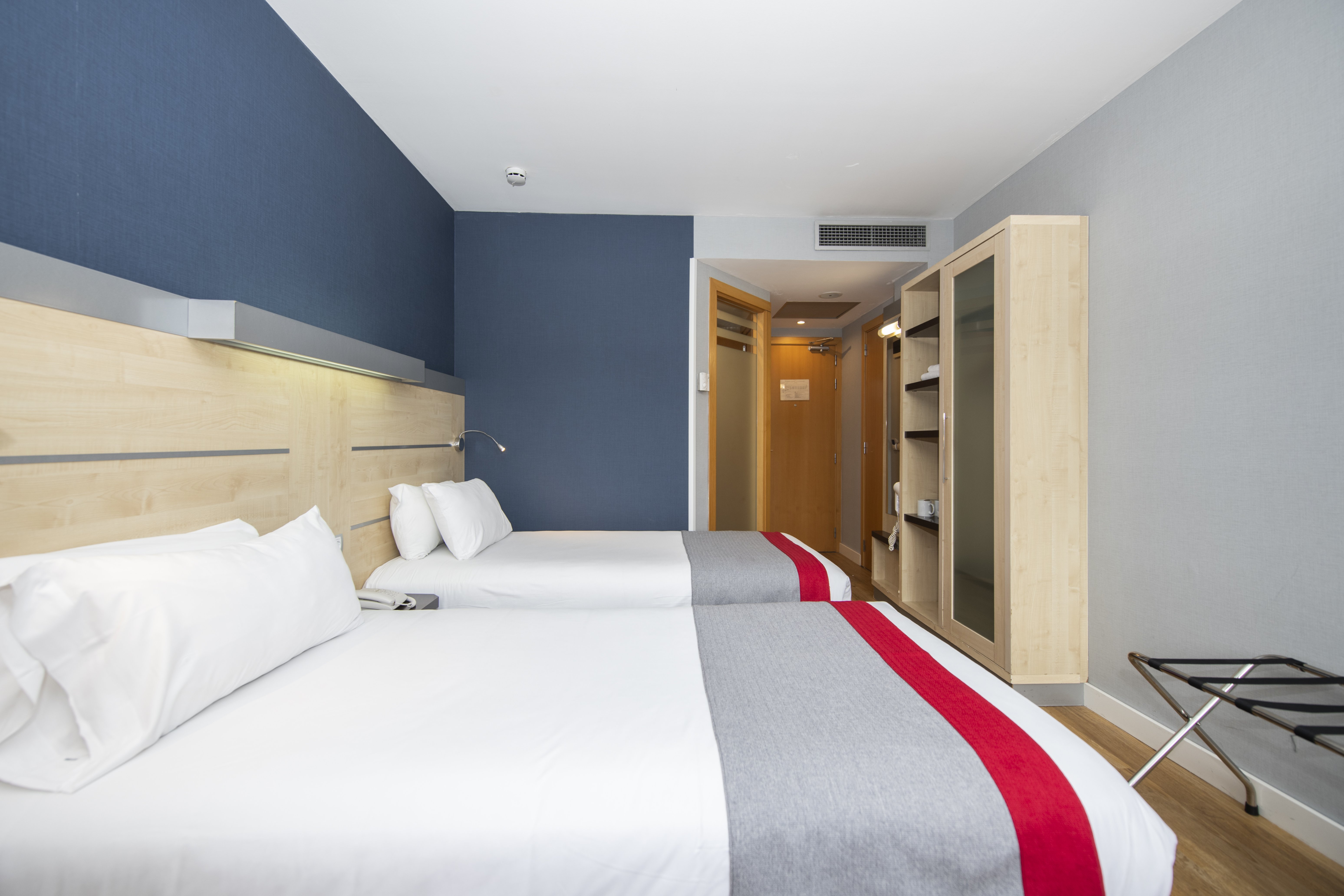 holiday inn express barcelona molins de rei by ihg