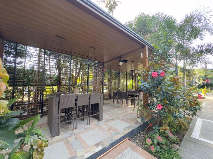 armandos garden resort and resto