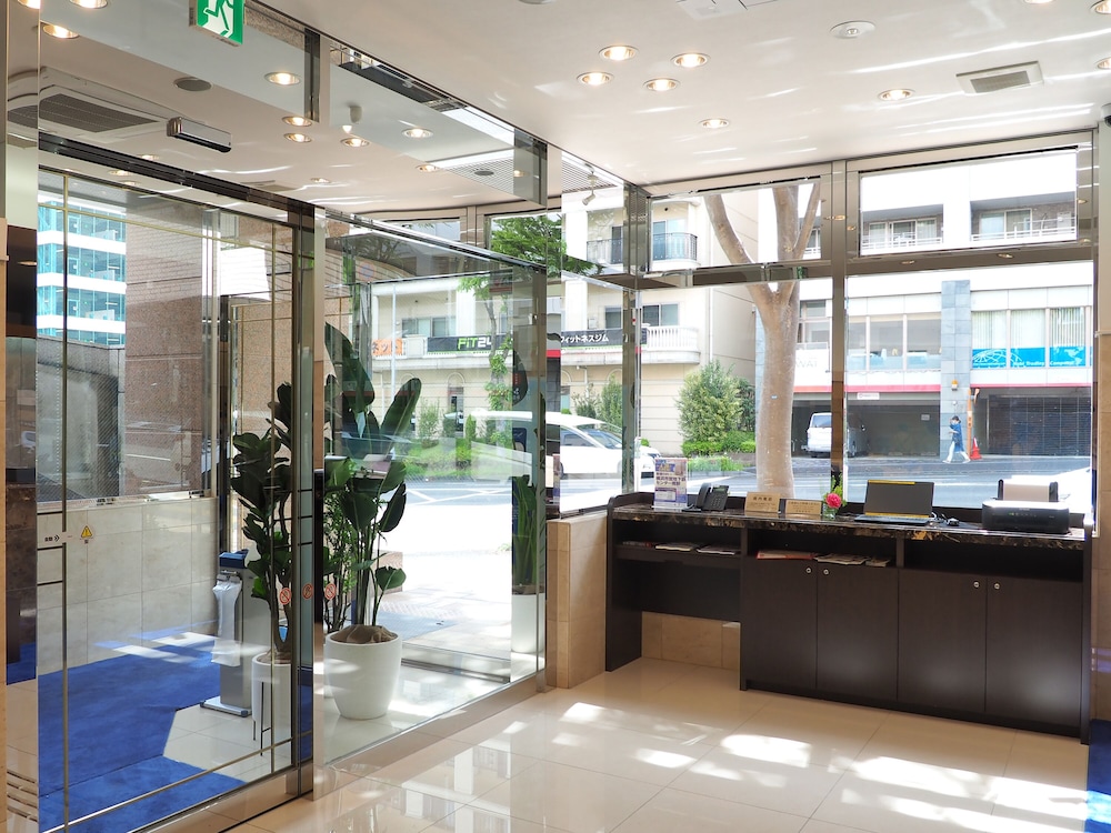 toyoko inn yokohama shiei chikatetsu center minami eki