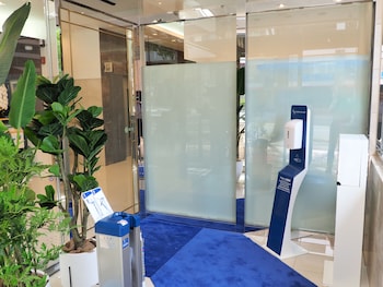 toyoko inn yokohama shiei chikatetsu center minami eki