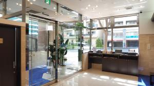 toyoko inn yokohama shiei chikatetsu center minami eki