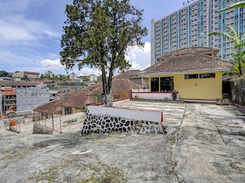 spot on 91116 pelangi residence syariah