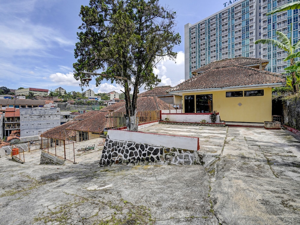spot on 91116 pelangi residence syariah