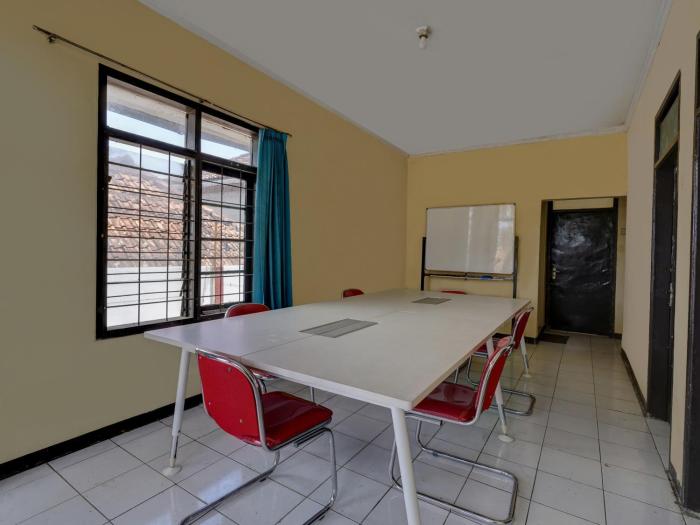 spot on 91116 pelangi residence syariah