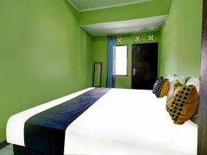 spot on 91116 pelangi residence syariah