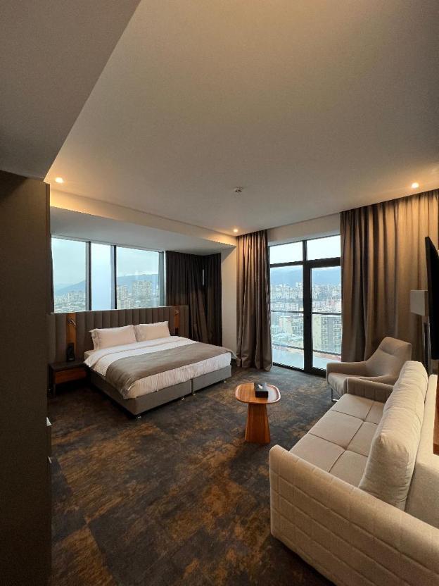onyx hotel