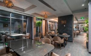 onyx hotel