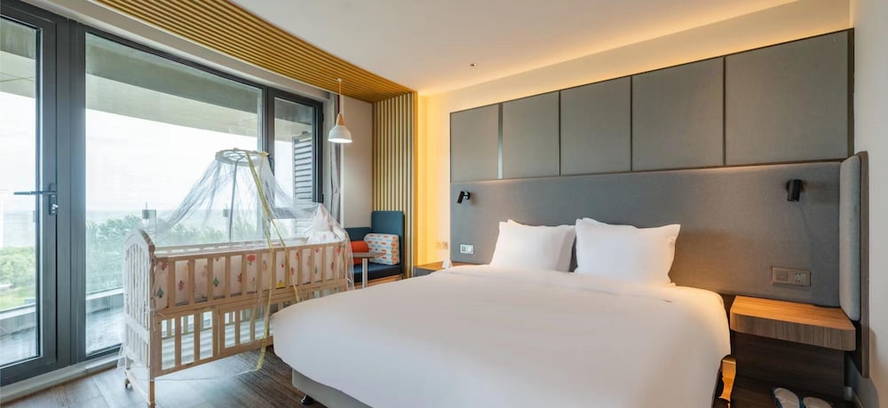 holiday inn express huludao seaview an ihg hotel