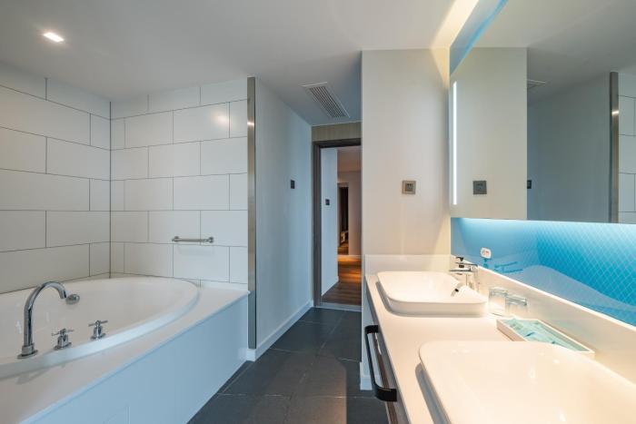 holiday inn express huludao seaview an ihg hotel