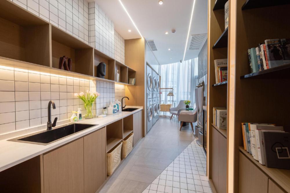 atour hotel qingliangmen st gulou nanjing