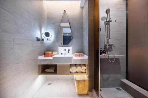 atour hotel qingliangmen st gulou nanjing