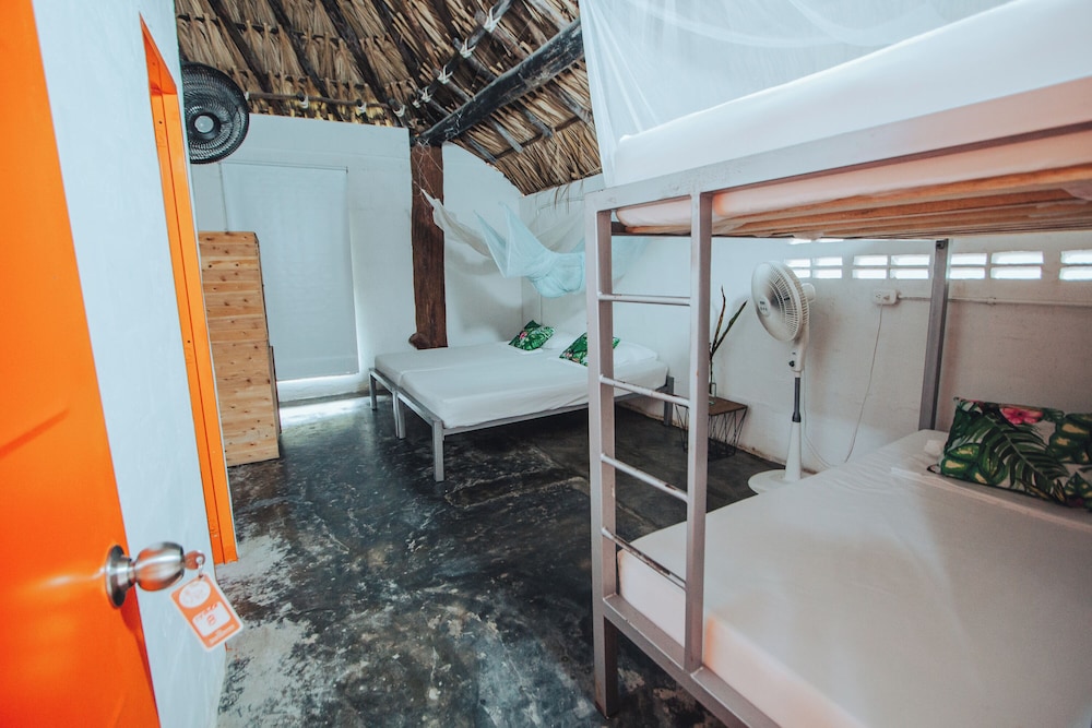 makenke hostel by los colores ecoparque