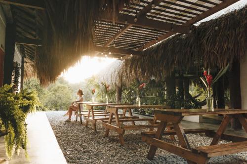makenke hostel by los colores ecoparque