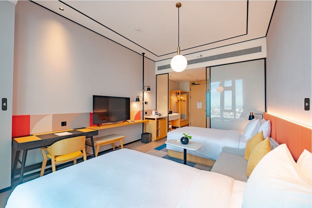 hilton garden inn shenzhen baoan huaide
